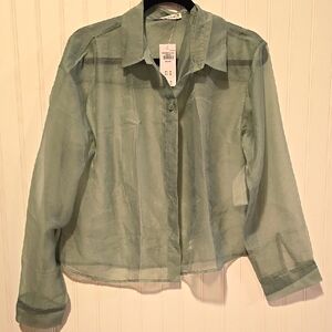 💚3 For $20💚 Sheer Green Button-Up Blouse